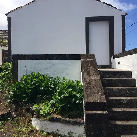 Casa Do Ginjal * Santo Antonio (Pico Island)
